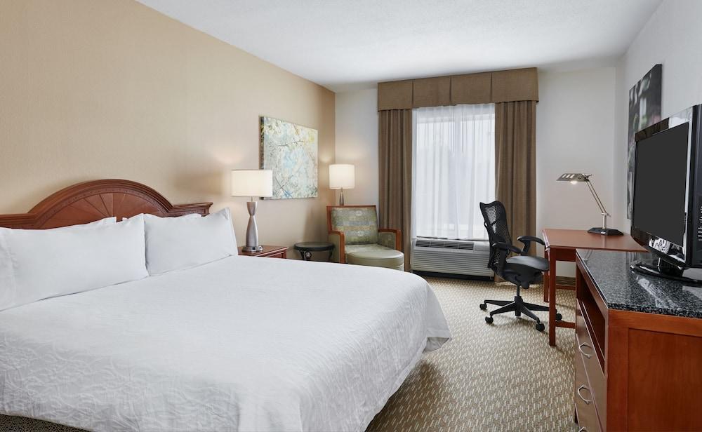 Hilton Garden Inn Charlotte North Buitenkant foto