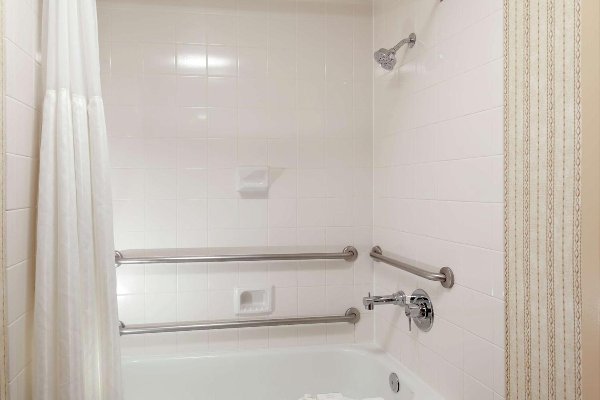 Hilton Garden Inn Charlotte North Buitenkant foto