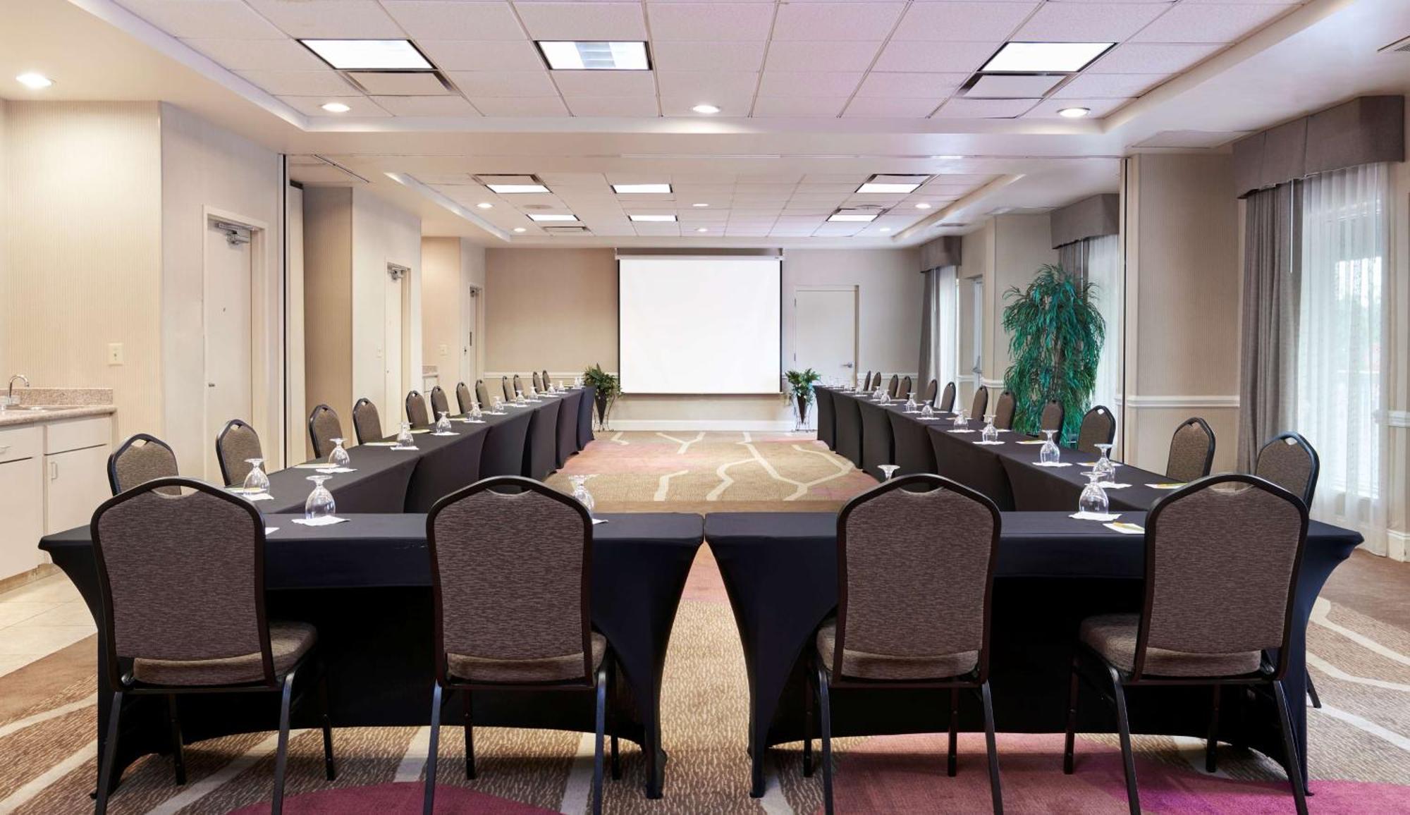 Hilton Garden Inn Charlotte North Buitenkant foto