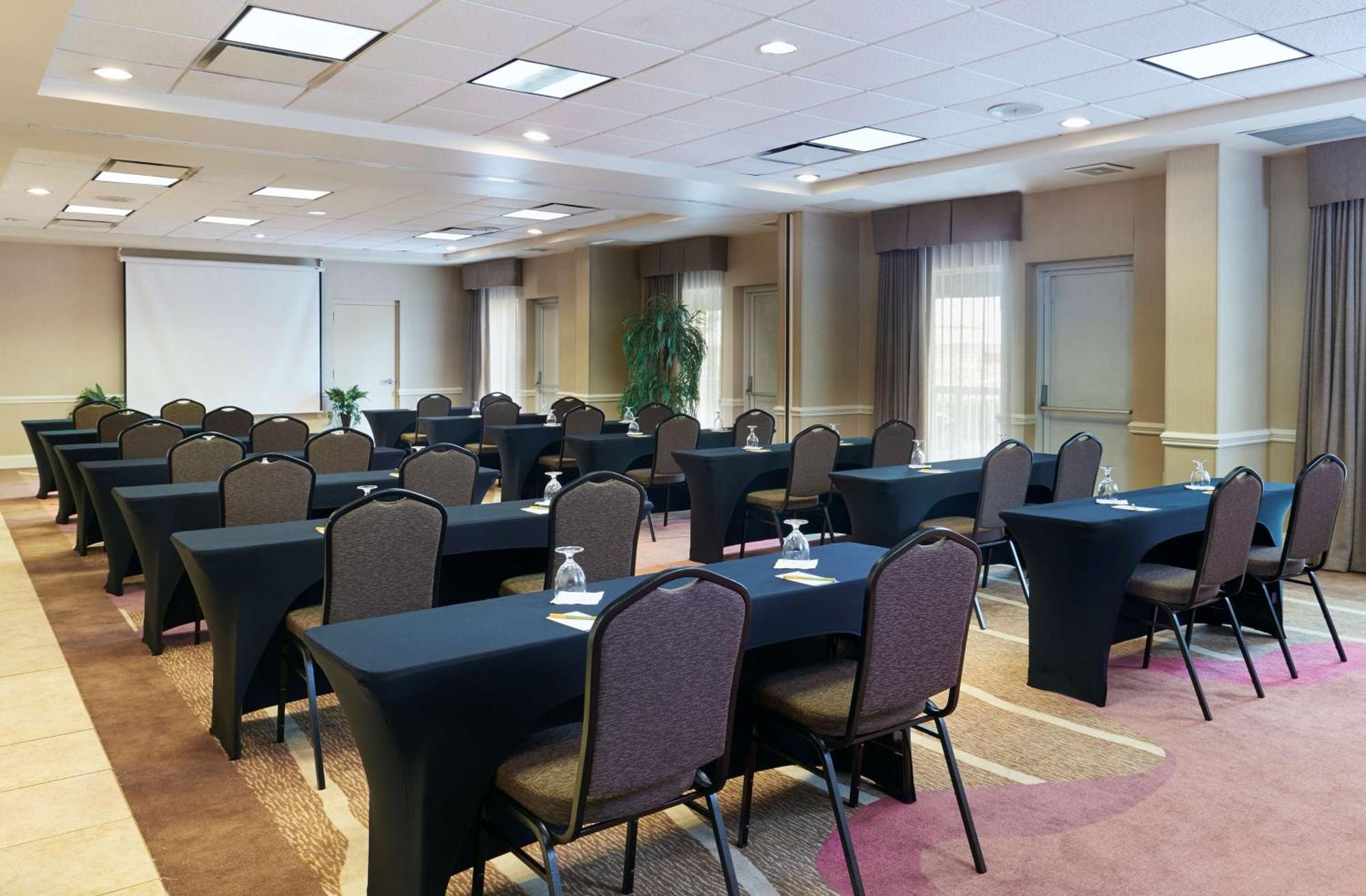 Hilton Garden Inn Charlotte North Buitenkant foto